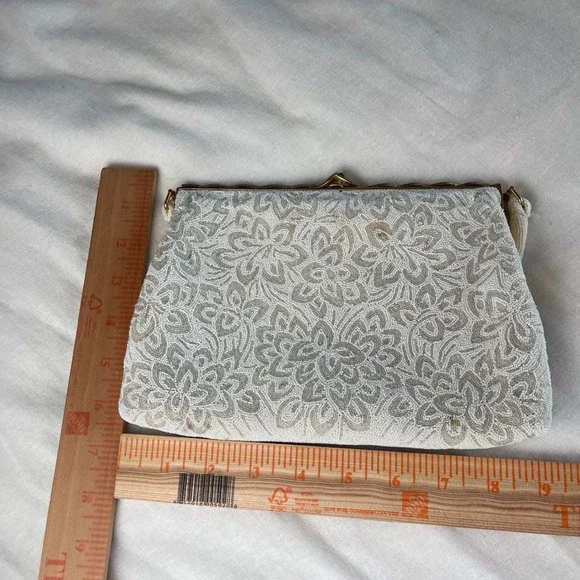 Vintage Josef Hand Beaded in France Floral Ivory Evening Bag Rhinestone Clasp - Picture 6 of 6